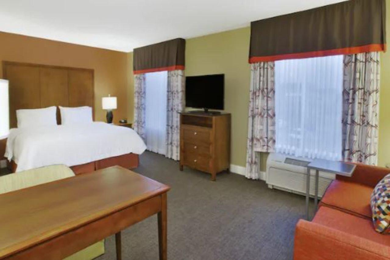 Hampton Inn & Suites Wichita-Northeast Dış mekan fotoğraf
