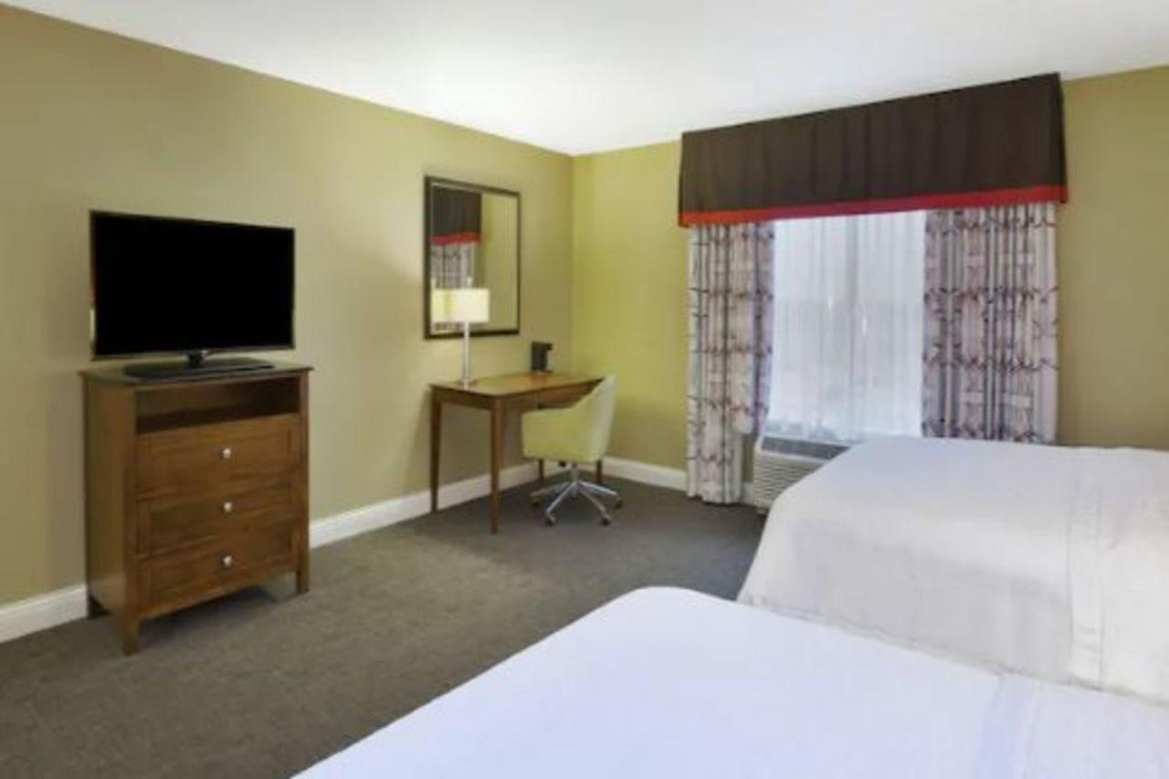 Hampton Inn & Suites Wichita-Northeast Dış mekan fotoğraf