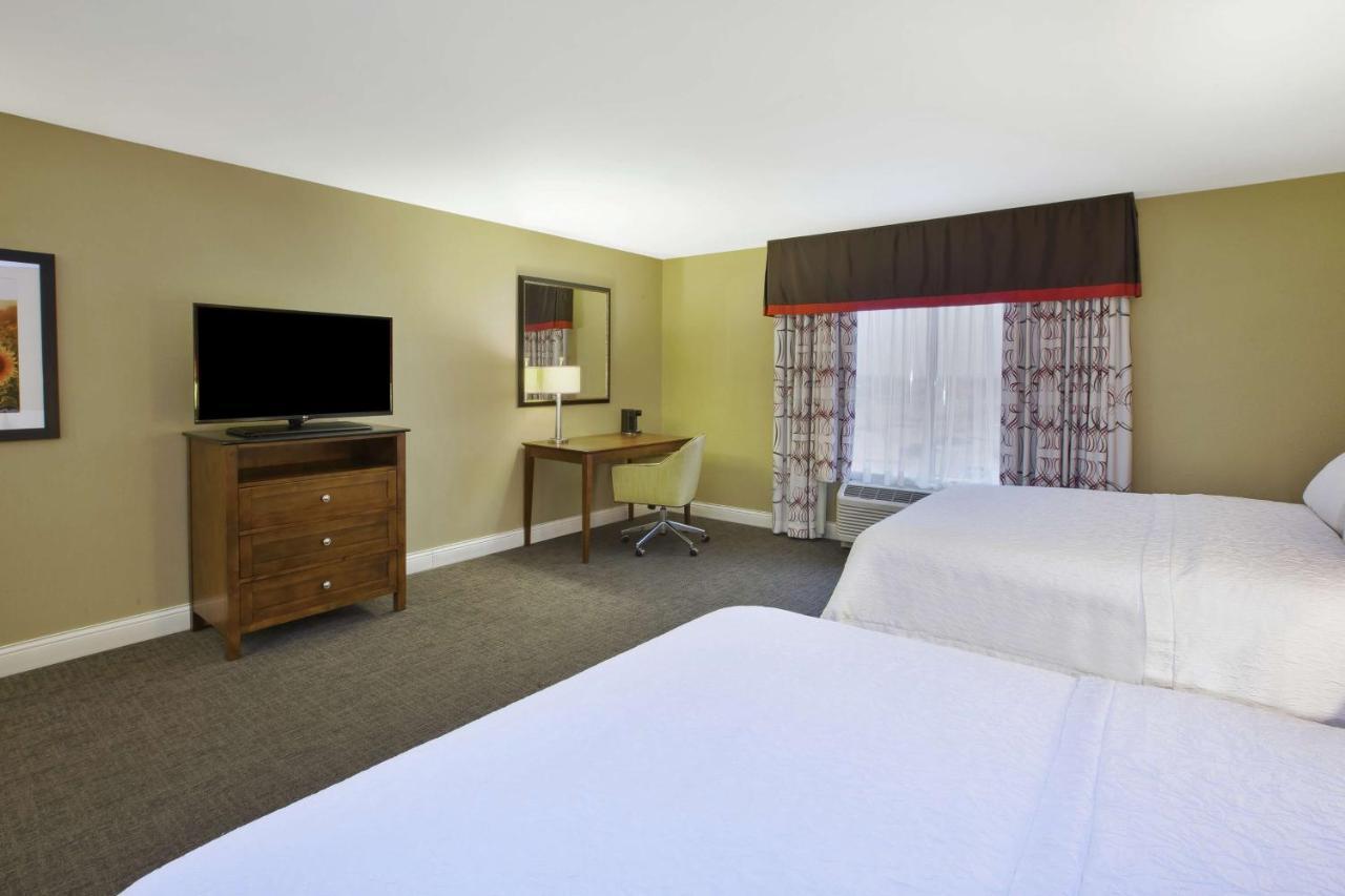 Hampton Inn & Suites Wichita-Northeast Dış mekan fotoğraf