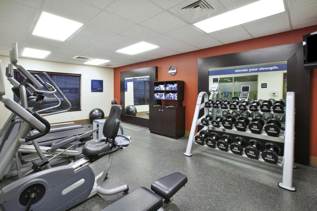 Hampton Inn & Suites Wichita-Northeast Dış mekan fotoğraf