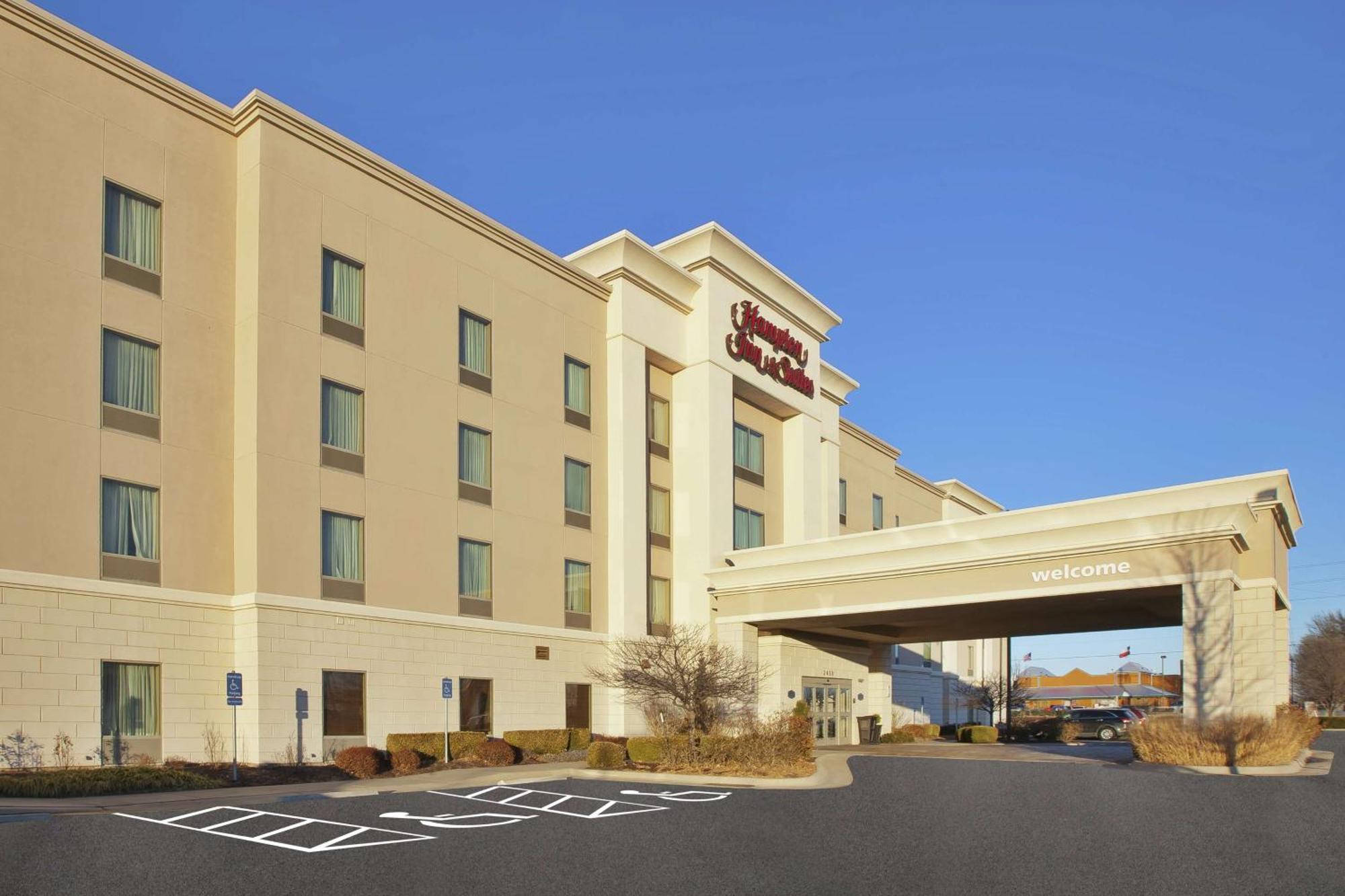 Hampton Inn & Suites Wichita-Northeast Dış mekan fotoğraf
