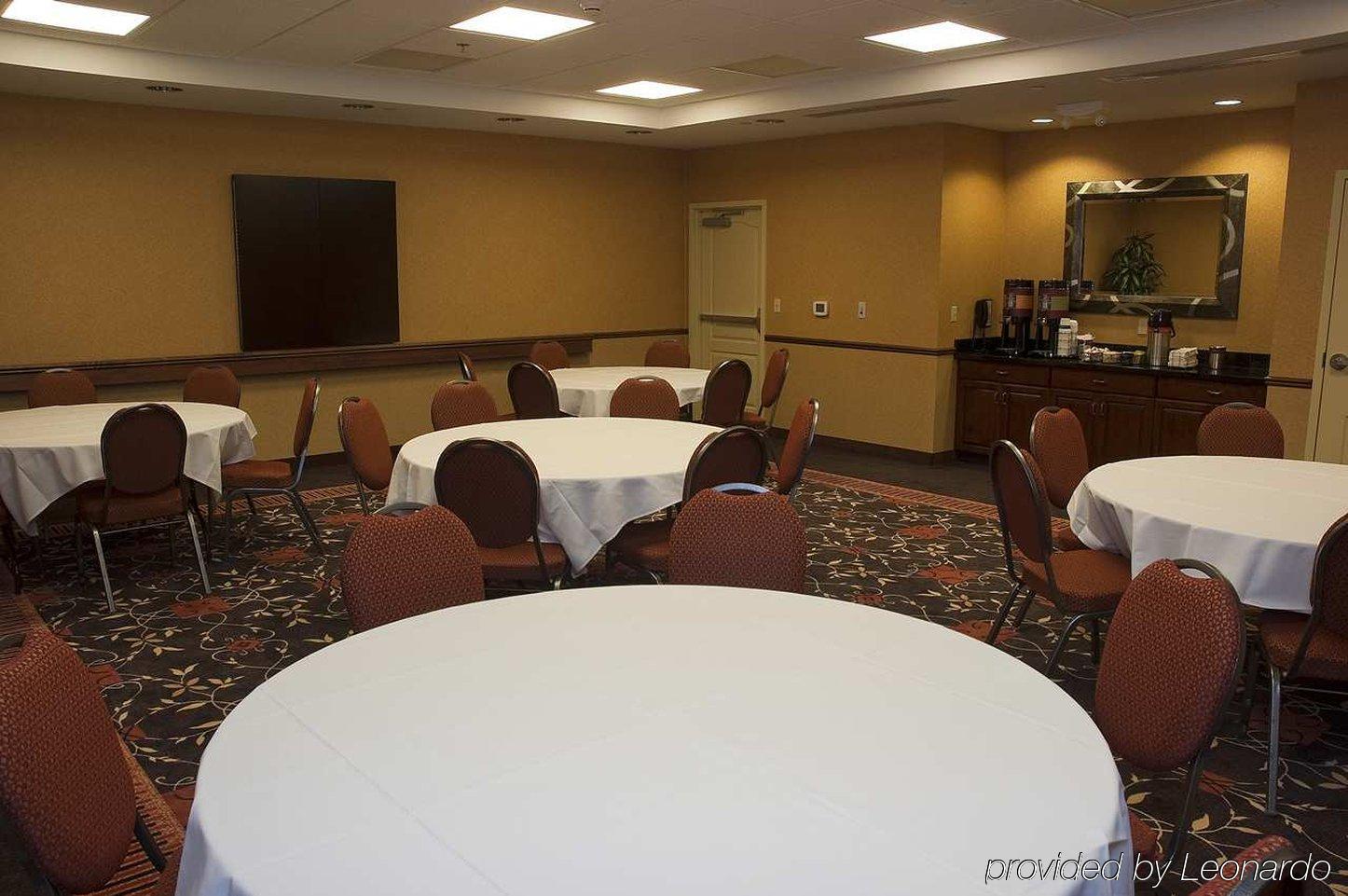 Hampton Inn & Suites Wichita-Northeast Konforlar fotoğraf