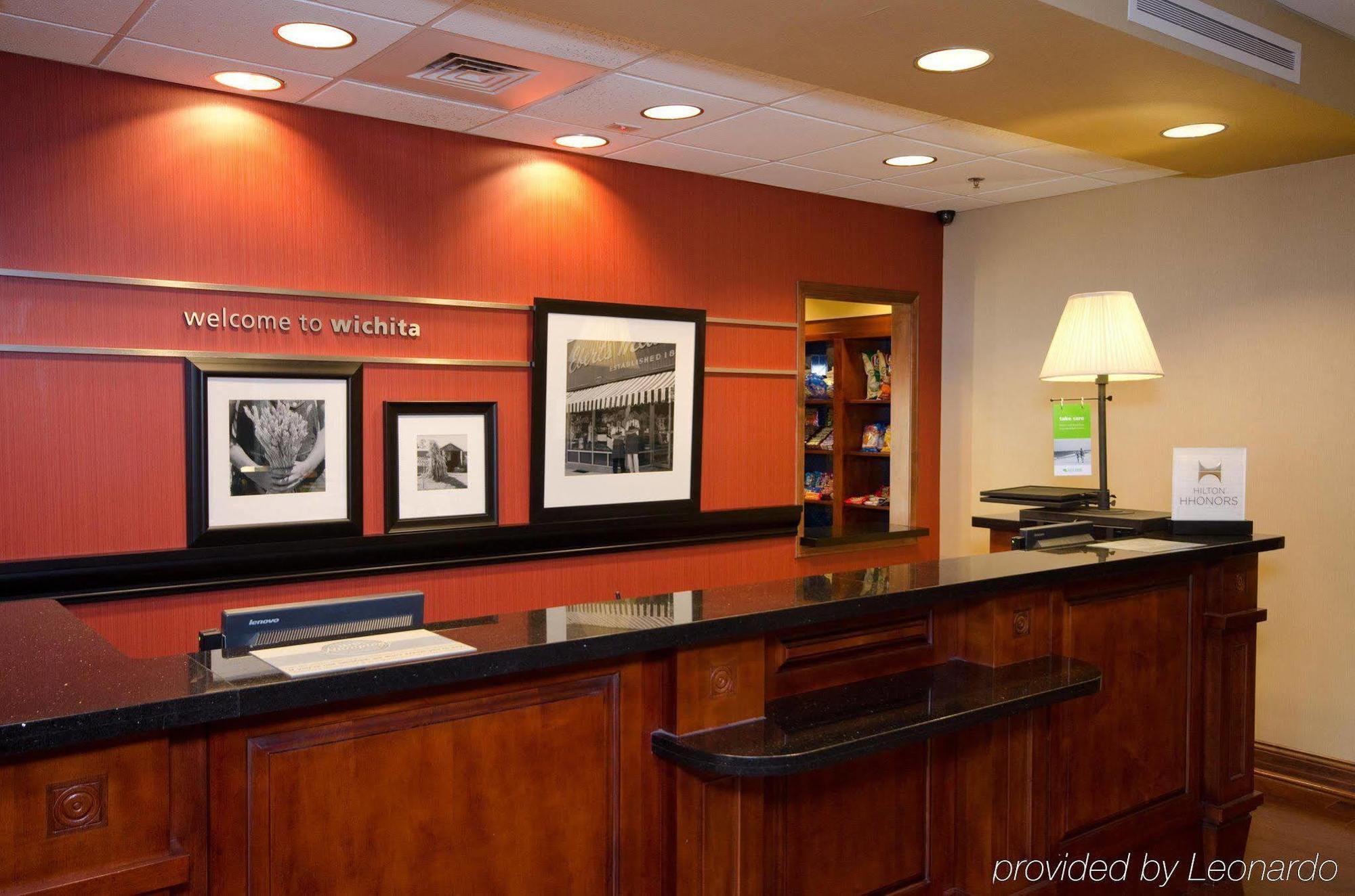 Hampton Inn & Suites Wichita-Northeast Dış mekan fotoğraf