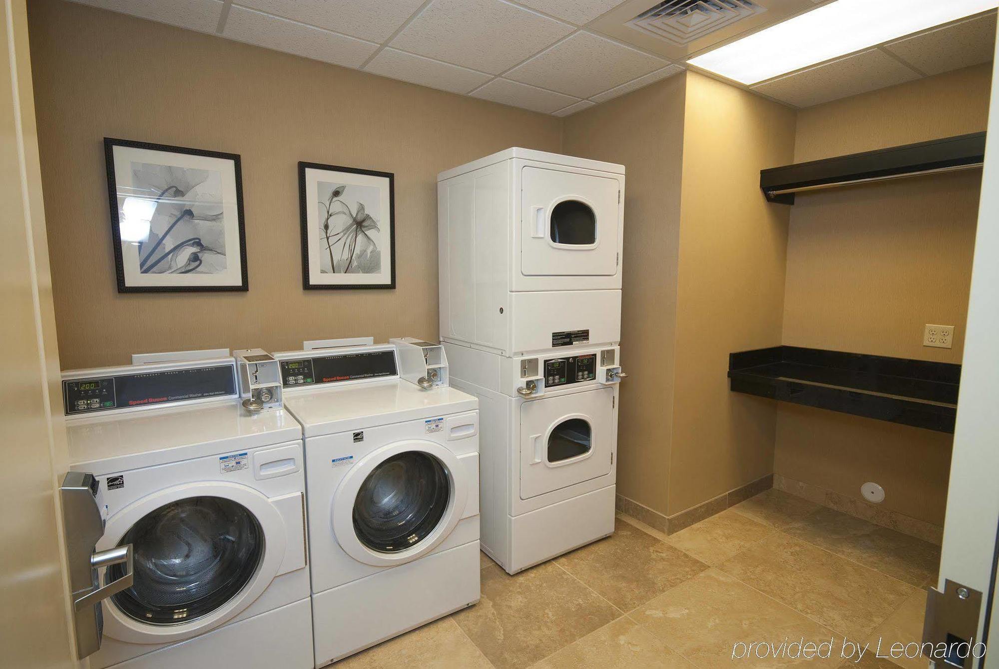 Hampton Inn & Suites Wichita-Northeast Konforlar fotoğraf