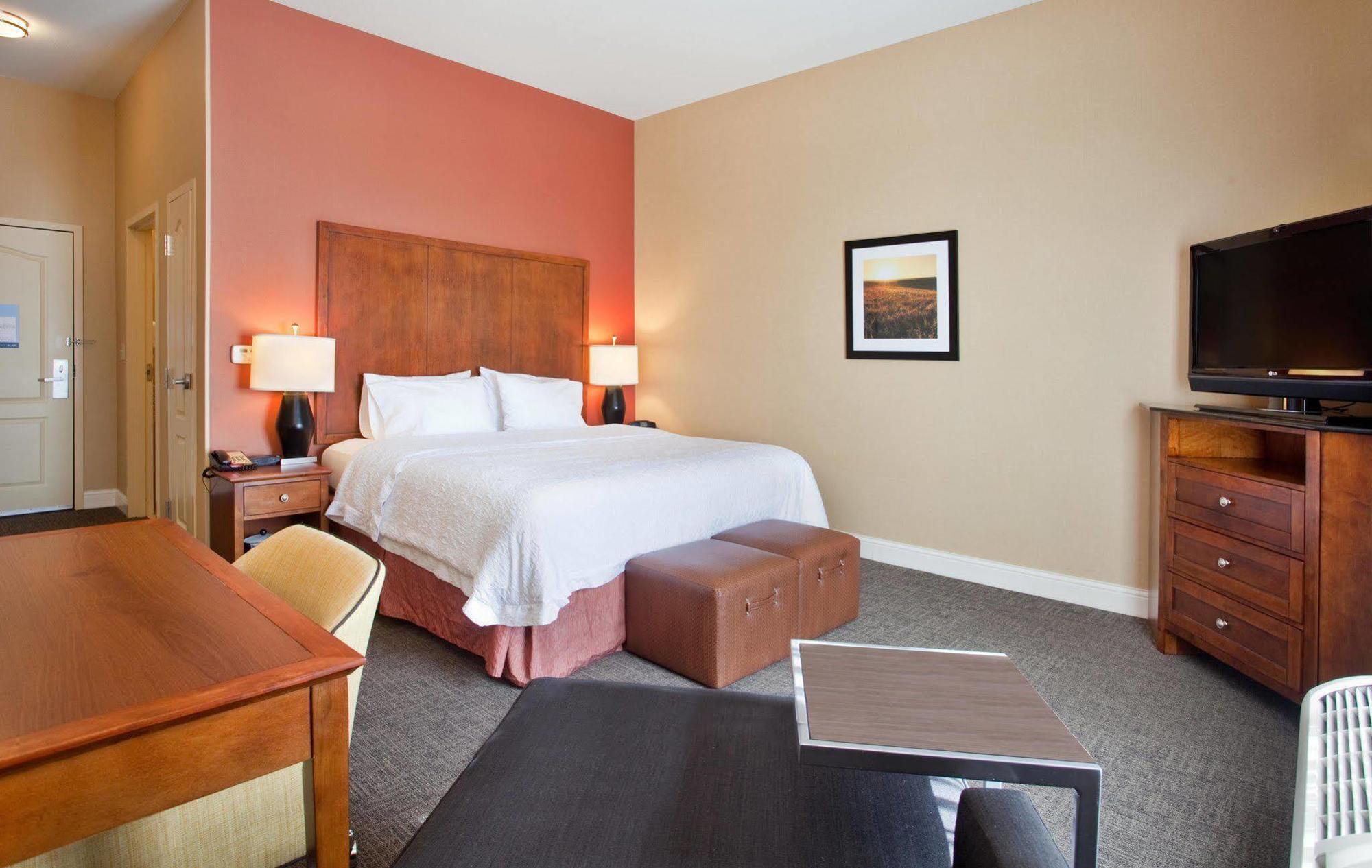 Hampton Inn & Suites Wichita-Northeast Dış mekan fotoğraf