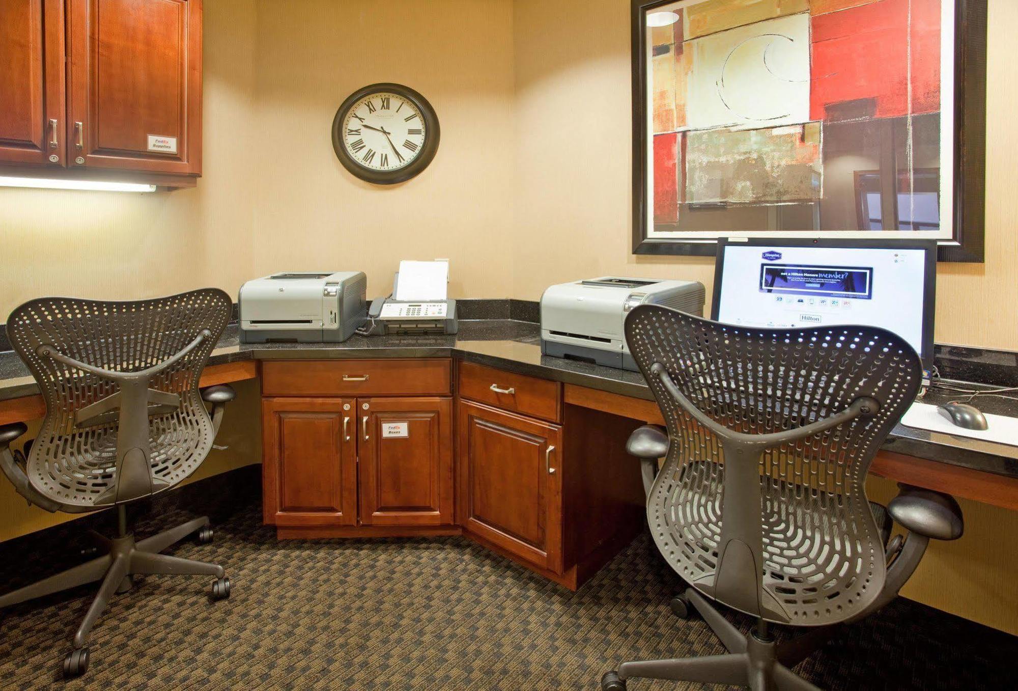 Hampton Inn & Suites Wichita-Northeast Dış mekan fotoğraf